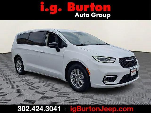 2024 Chrysler Pacifica Touring L for sale in Milford, DE