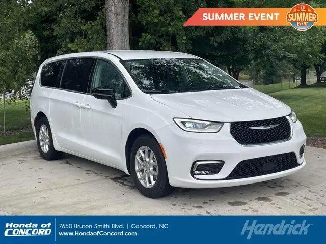 2024 Chrysler Pacifica Touring L for sale in Concord, NC