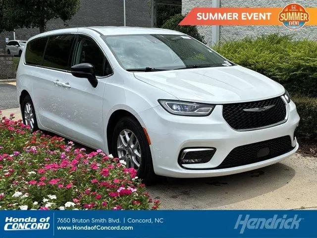 2024 Chrysler Pacifica Touring L for sale in Concord, NC