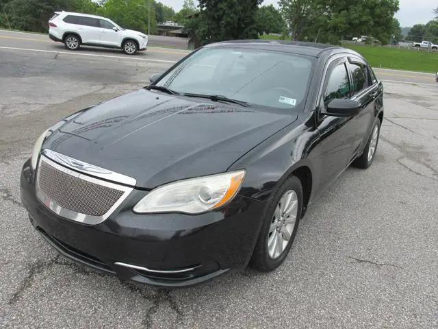2011 Chrysler 200 Touring for sale in Hurricane, WV