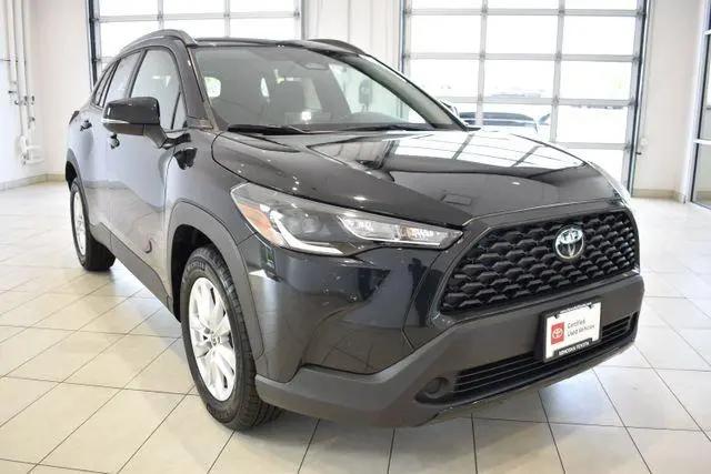 2025 Toyota Corolla Cross LE for sale in Kenosha, WI