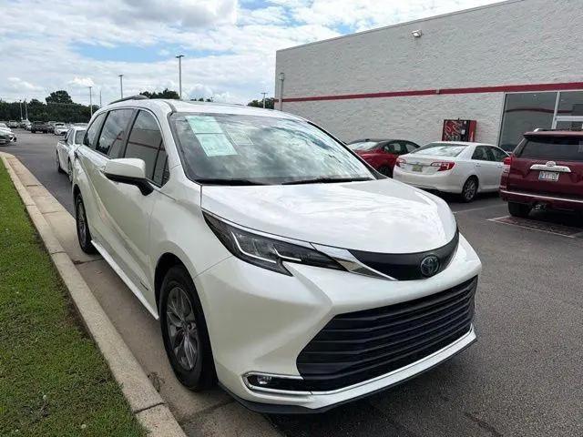 2021 Toyota Sienna XLE for sale in Decatur, AL