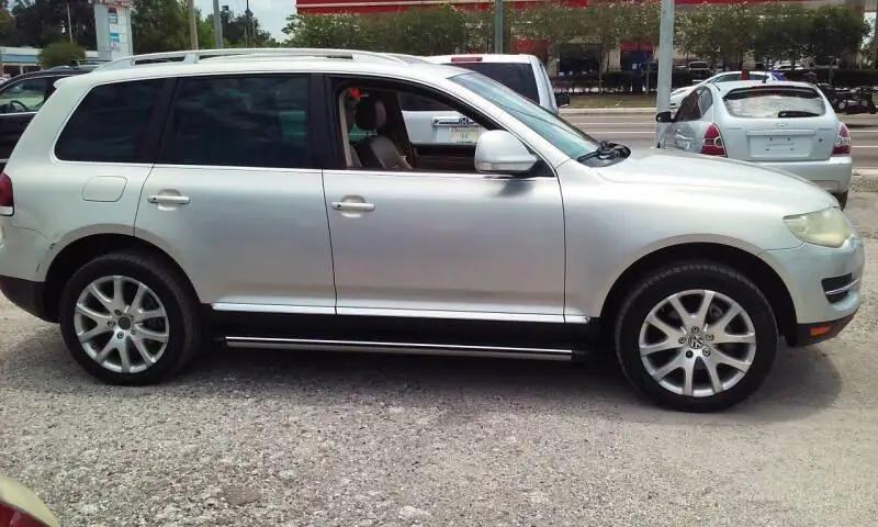 2009 Volkswagen Touareg 2 VR6 FSI for sale in St. Petersburg, FL