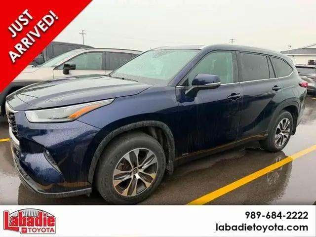 2022 Toyota Highlander Hybrid XLE for sale in Bay City, MI