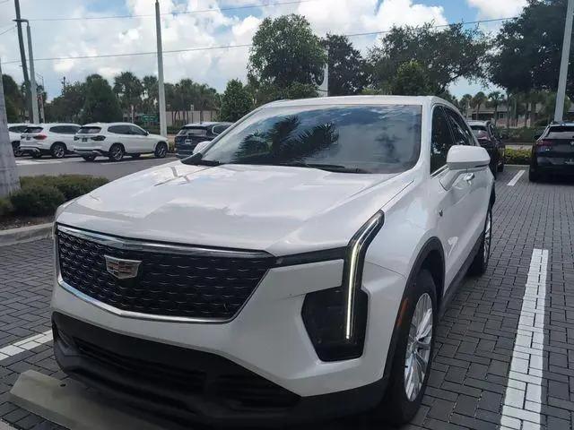 2024 Cadillac XT4 FWD Luxury for sale in Columbus, OH