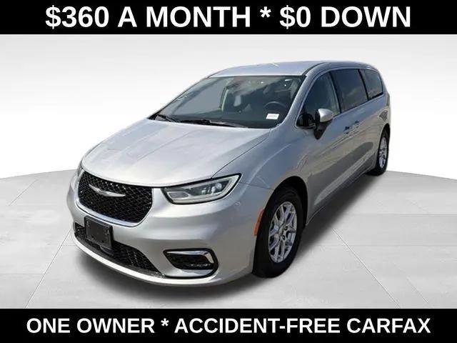 2023 Chrysler Pacifica Touring L for sale in Plainfield, IN