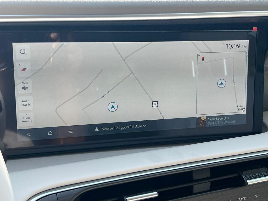 New 2026 White Hyundai SE FWD image 27