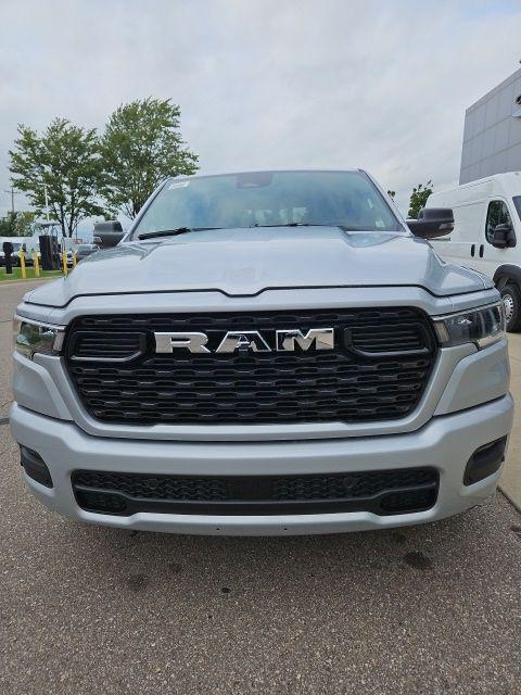 2026 RAM 1500 RAM 1500 BIG HORN CREW CAB 4X4 57 BOX