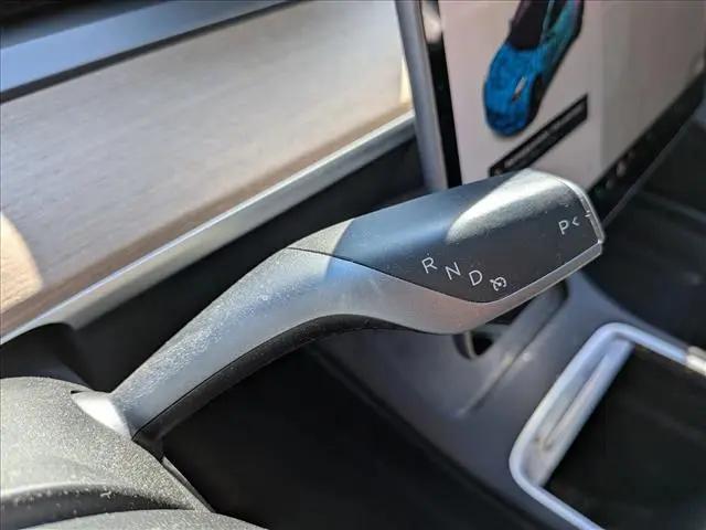2021 Tesla Model 3 Standard Range Plus Rear-Wheel Drive