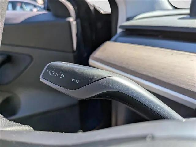 2021 Tesla Model 3 Standard Range Plus Rear-Wheel Drive