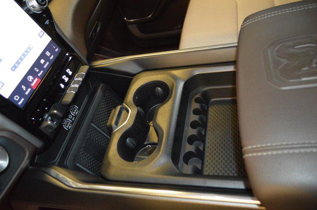 2025 Ram 1500 Laramie Crew Cab 4x4 57 Box