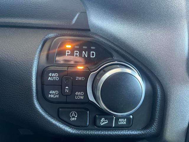 2021 Ram 1500 Big Horn Crew Cab 4x4 5'7" Box