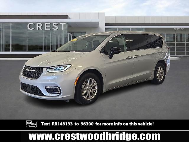 2024 Chrysler Pacifica Touring L for sale in Woodbridge, CT