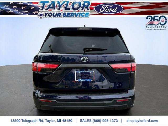 2024 Toyota Sequoia SR5