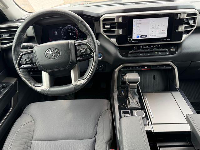 2024 Toyota Sequoia SR5