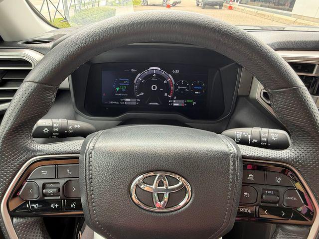 2024 Toyota Sequoia SR5