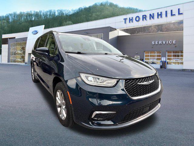 2022 Chrysler Pacifica Touring L AWD for sale in Chapmanville, WV