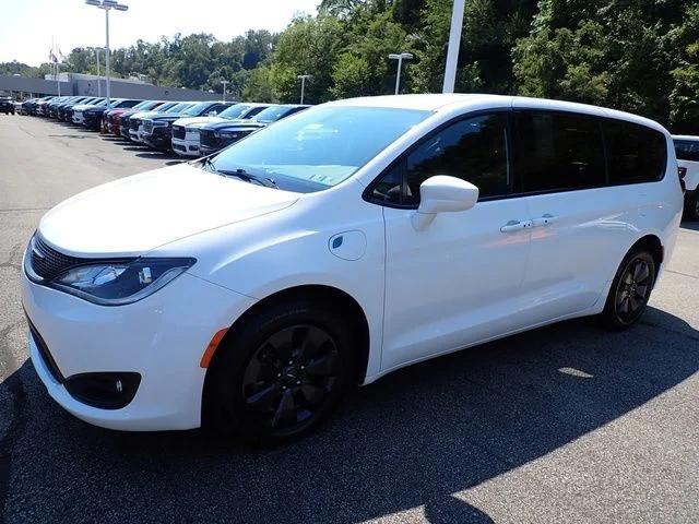 2020 Chrysler Pacifica Hybrid Touring 2020 Chrysler Pacifica Hybrid Touring
