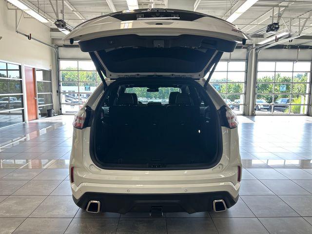 2024 Ford Edge ST
