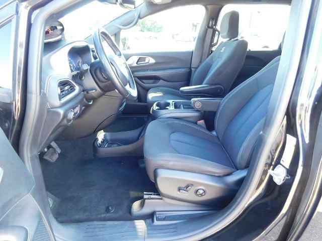 2021 Chrysler Pacifica Touring