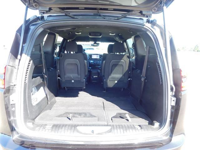2021 Chrysler Pacifica Touring