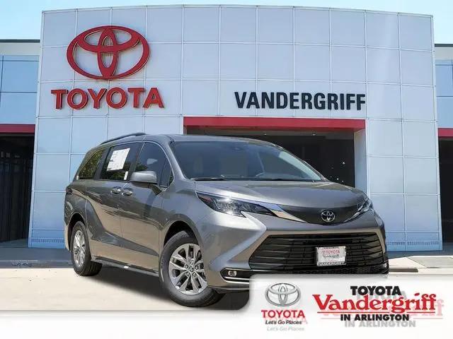 2026 Toyota Sienna XLE for sale in Arlington, TX