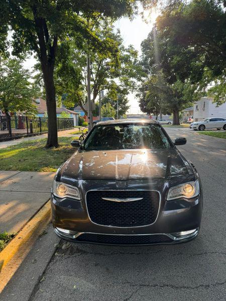 2016 Chrysler 300 Limited