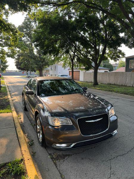 2016 Chrysler 300 Limited