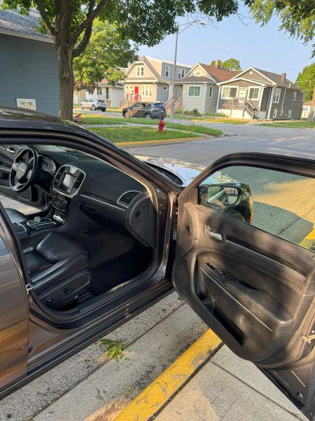 2016 Chrysler 300 Limited