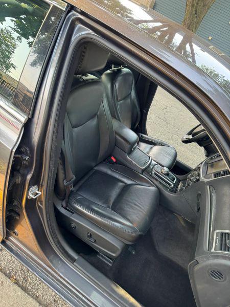 2016 Chrysler 300 Limited