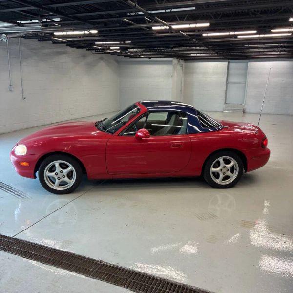 1999 Mazda MX-5 Base