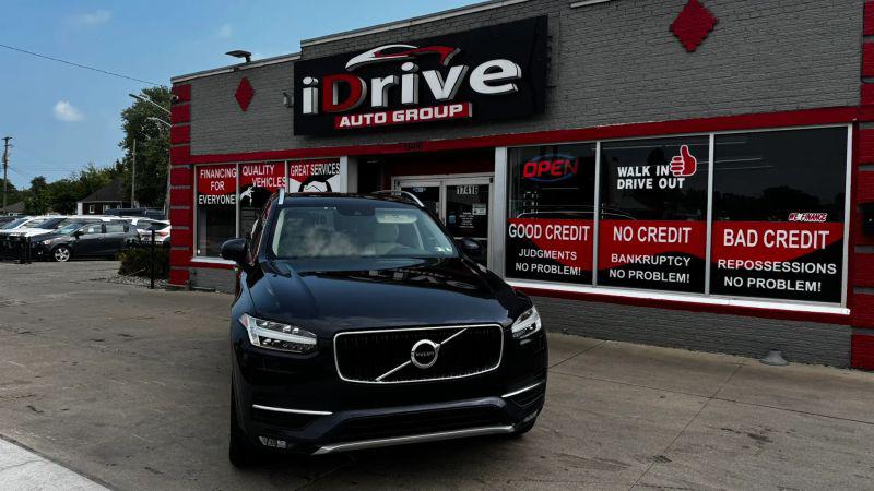 2016 Volvo XC90 T6 Momentum for sale in Eastpointe, MI