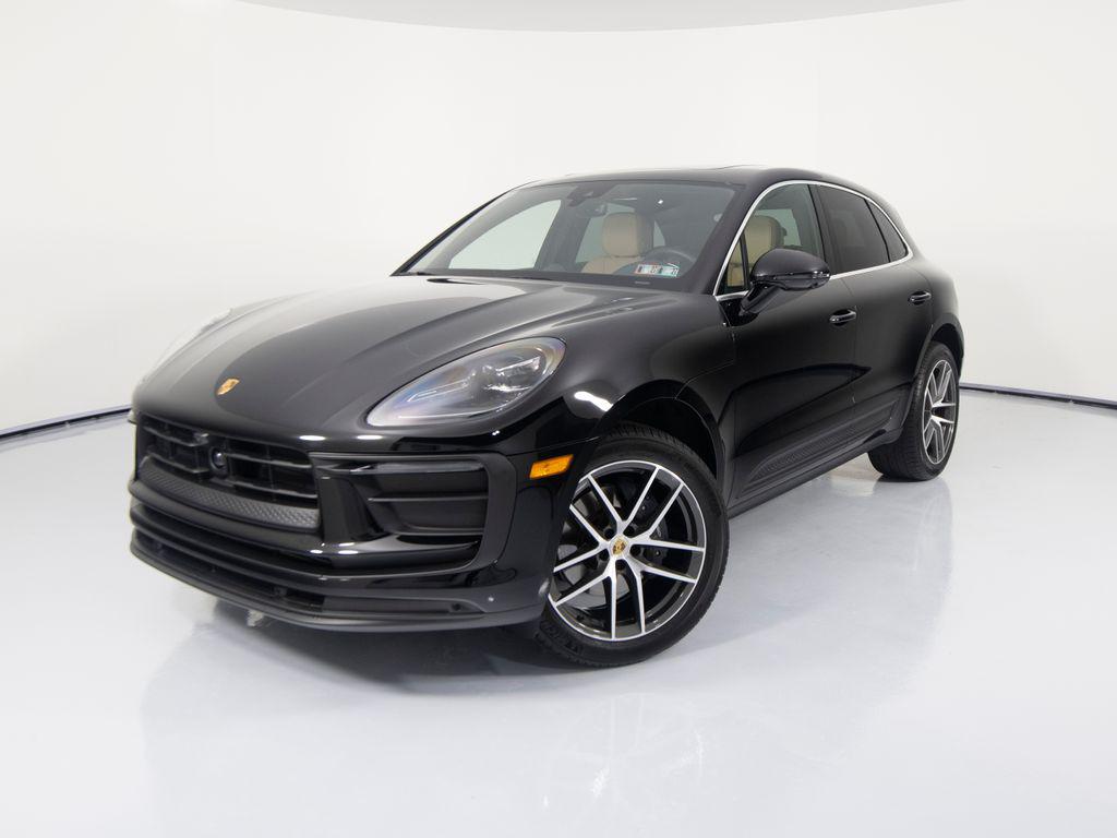 /2026 Porsche Macan