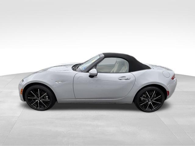 2025 Mazda MX-5 Miata Grand Touring 2025 Mazda MX-5 Miata Grand Touring