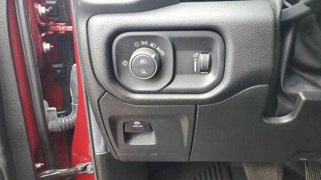 2023 Ram 1500 Big Horn Crew Cab 4x4 57 Box