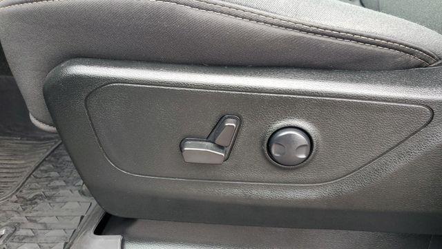 2023 Ram 1500 Big Horn Crew Cab 4x4 57 Box