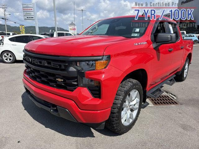 2023 Chevrolet Silverado 1500 4WD Crew Cab Short Bed Custom 2023 Chevrolet Silverado 1500 4WD Crew Cab Short Bed Custom