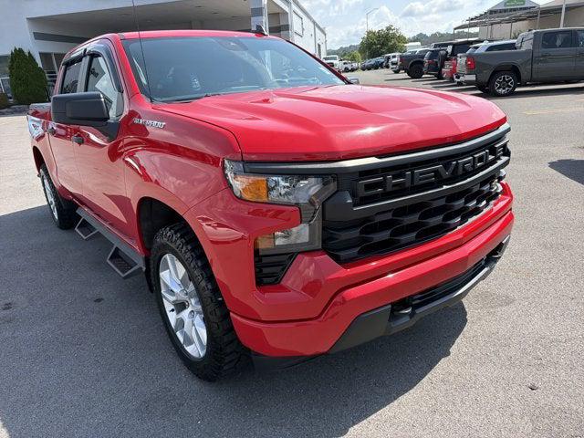 2023 Chevrolet Silverado 1500 4WD Crew Cab Short Bed Custom 2023 Chevrolet Silverado 1500 4WD Crew Cab Short Bed Custom