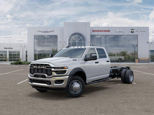 2026 RAM 5500 Chassis RAM 5500 TRADESMAN CHASSIS CREW CAB 4X4 84 CA