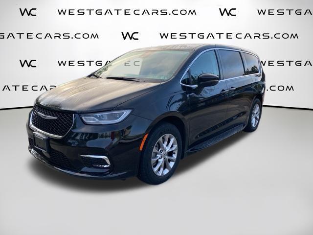 2023 Chrysler Pacifica Touring L AWD for sale in Burgaw, NC