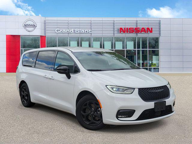 2024 Chrysler Pacifica Hybrid S Appearance Pkg for sale in Grand Blanc, MI