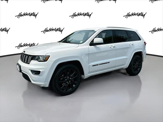 2022 Jeep Grand Cherokee Laredo X 4x4 for sale in Bay Shore, NY