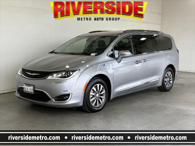 2019 Chrysler Pacifica Hybrid Touring L for sale in RIVERSIDE, CA