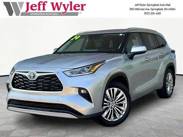 2024 Toyota Highlander Hybrid Platinum for sale in Springfield, OH
