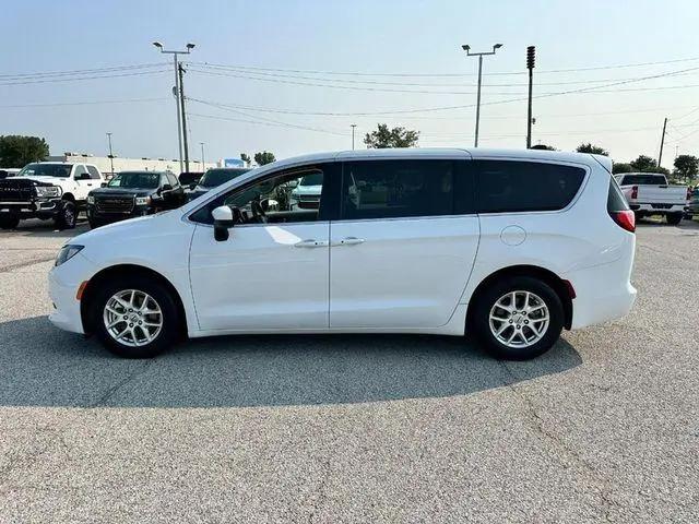 2023 Chrysler Voyager LX for sale in Granite City, IL