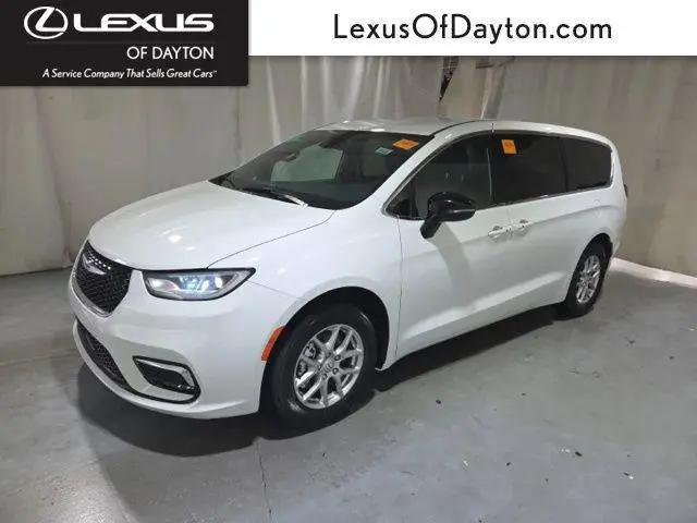 2025 Chrysler Pacifica Select for sale in Dayton, OH