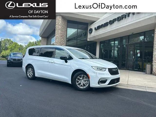 2025 Chrysler Pacifica Select for sale in Dayton, OH