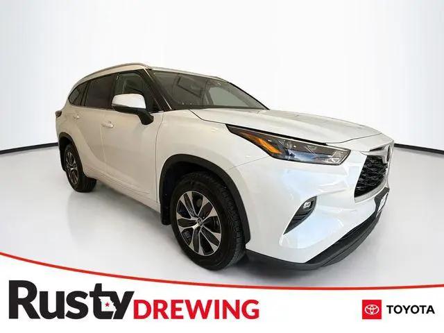 2022 Toyota Highlander XLE for sale in Jefferson City, MO