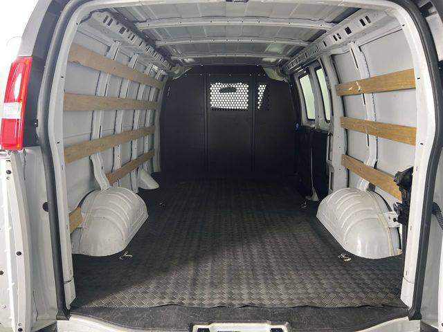 2025 GMC Savana Cargo RWD 2500 Regular Wheelbase Work Van