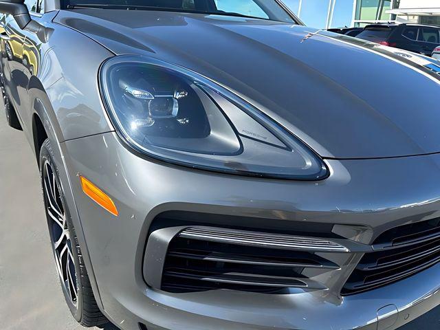 2021 Porsche Cayenne Base